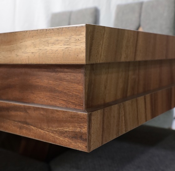 Foto de mesa macario